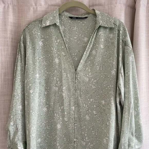 Zara silk blouse - Picture 2 of 4